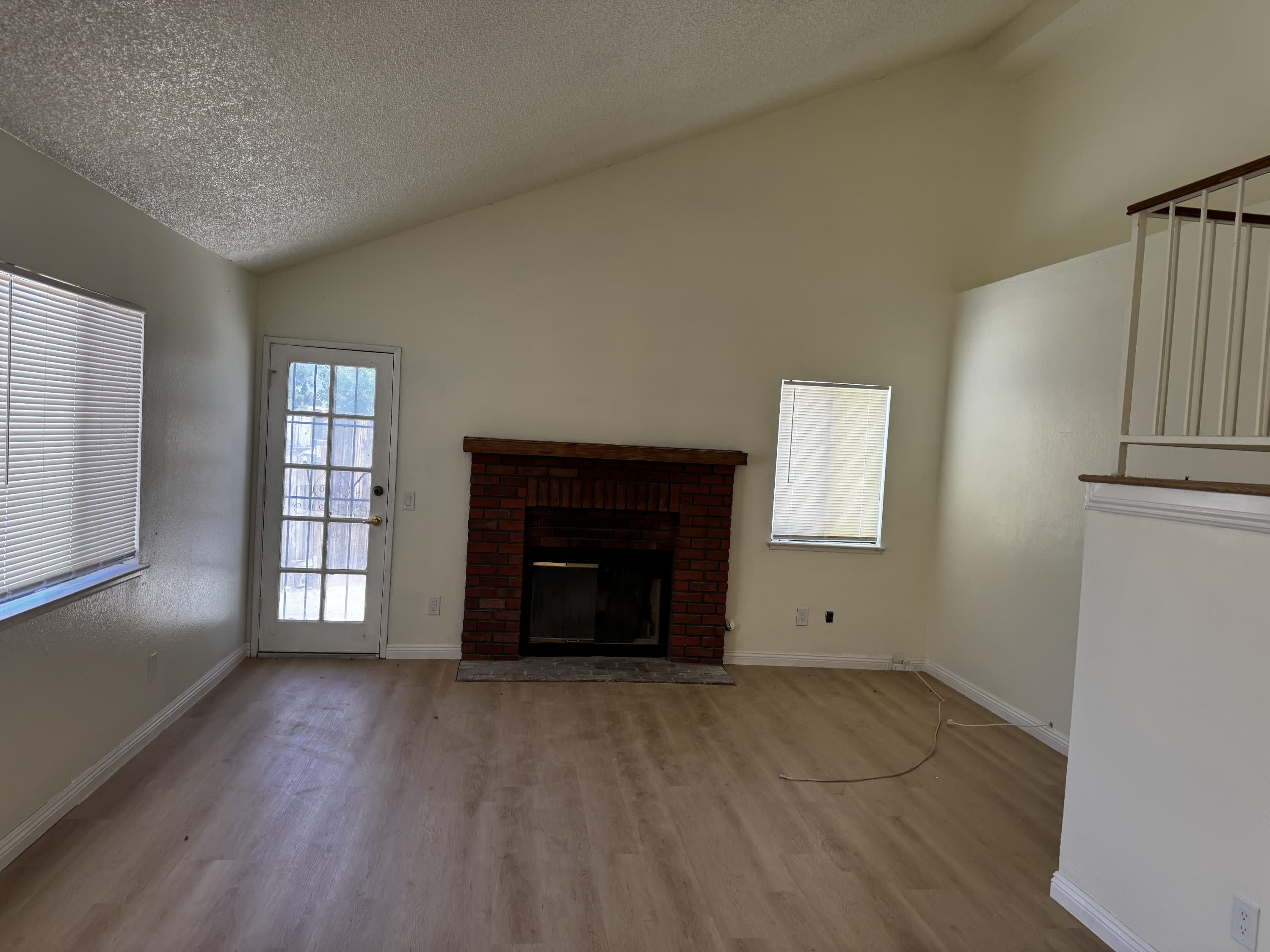 16280 Jasmine Street – photo 3