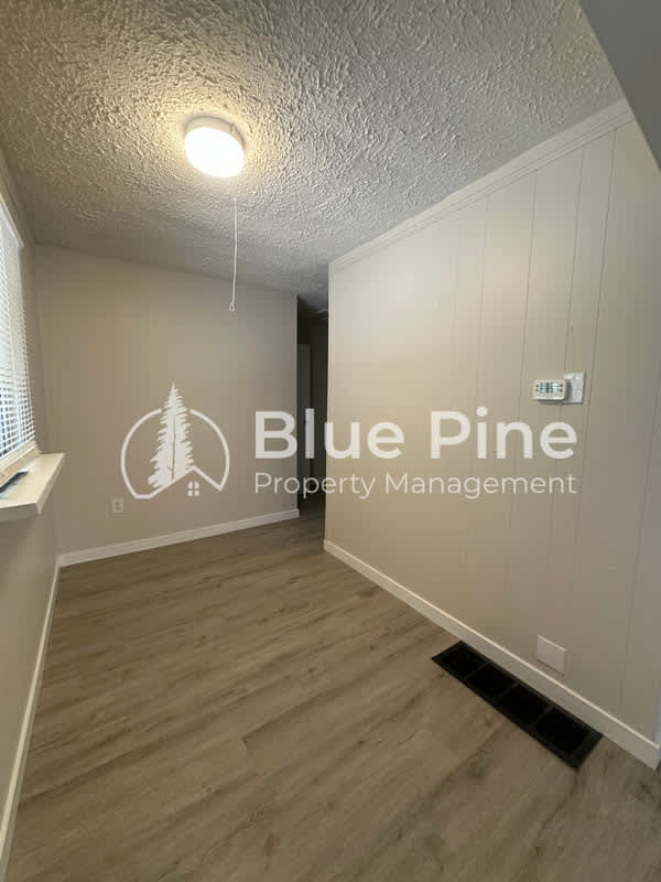 1198 Boise Avenue – photo 5