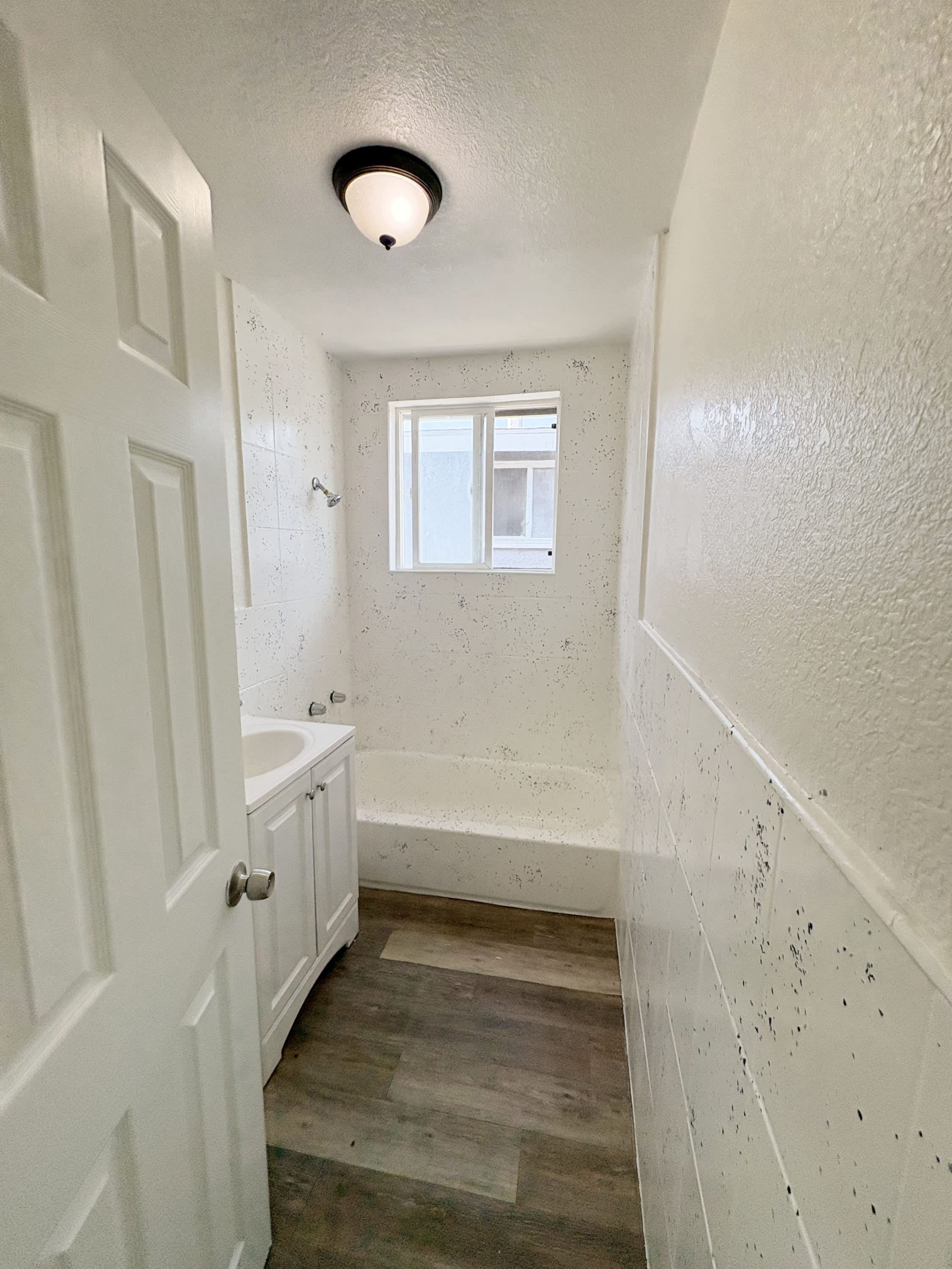 6328 Fishburn Aveunit D – photo 3