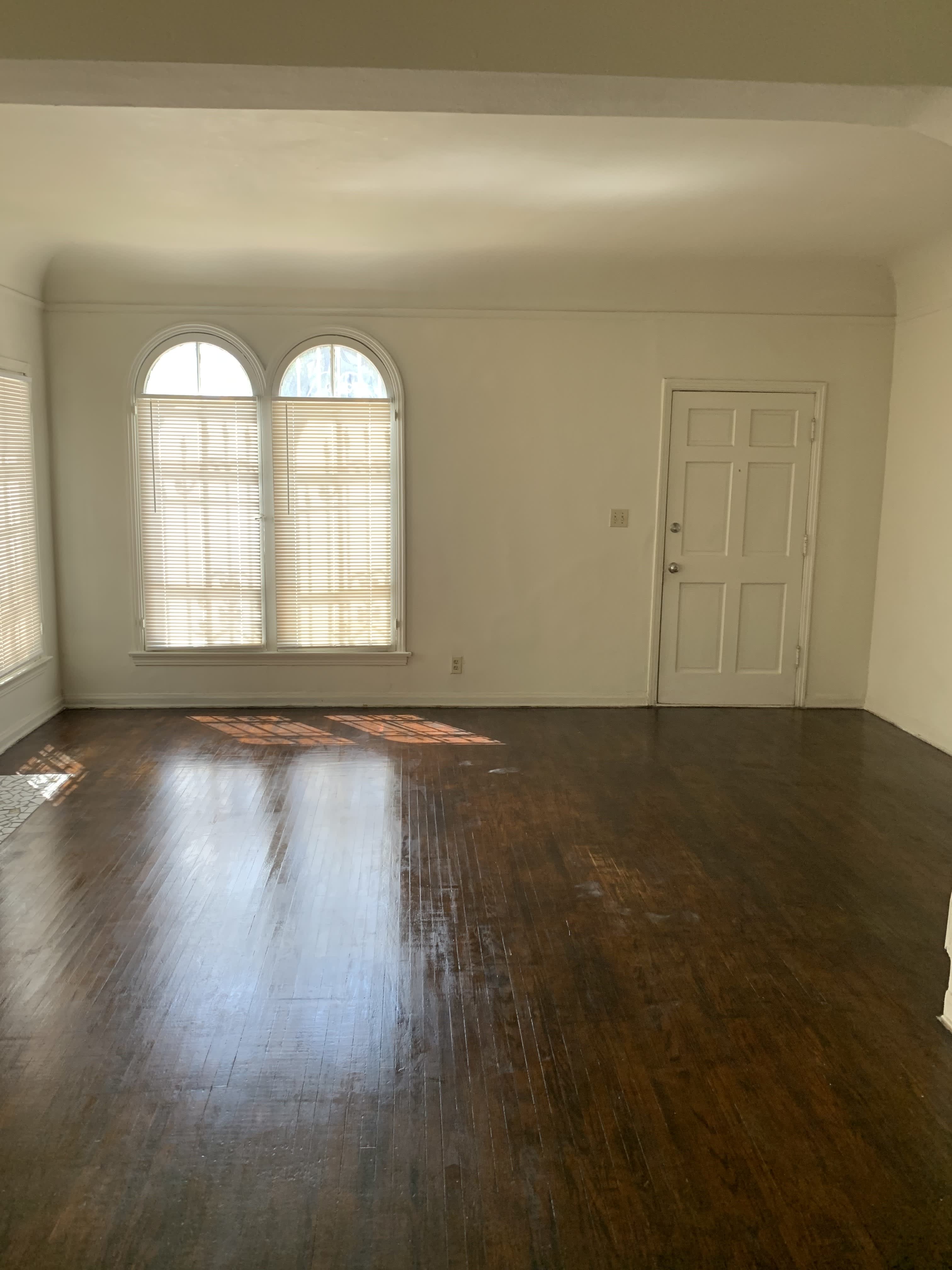 824 South Curson Avenue – photo 3