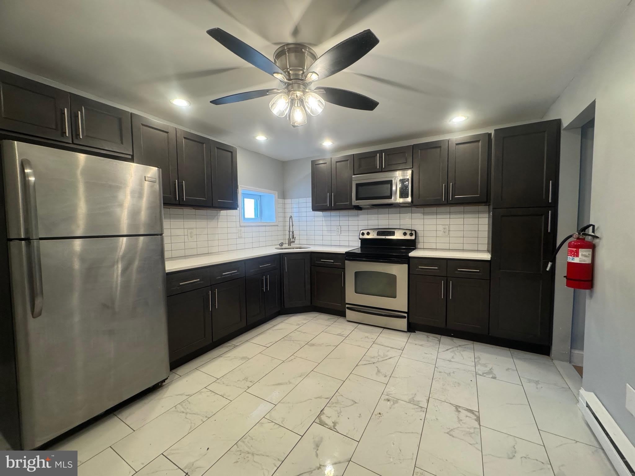 104 LINDEN Street – photo 3