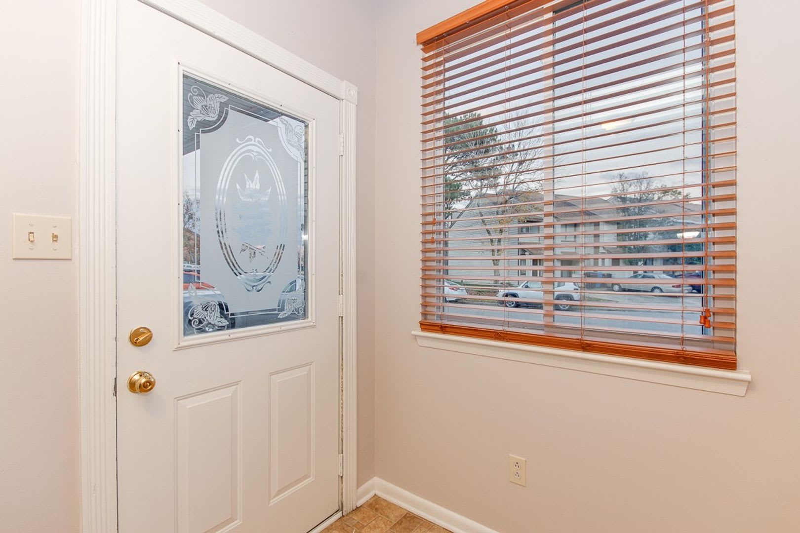 Surprisingly Spacious 3-Story Townhome With Garage and Huge Back Yard – photo 5