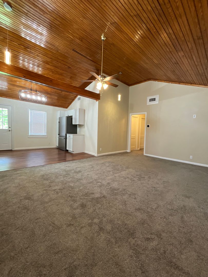 1307 Aaron Avenue – photo 3