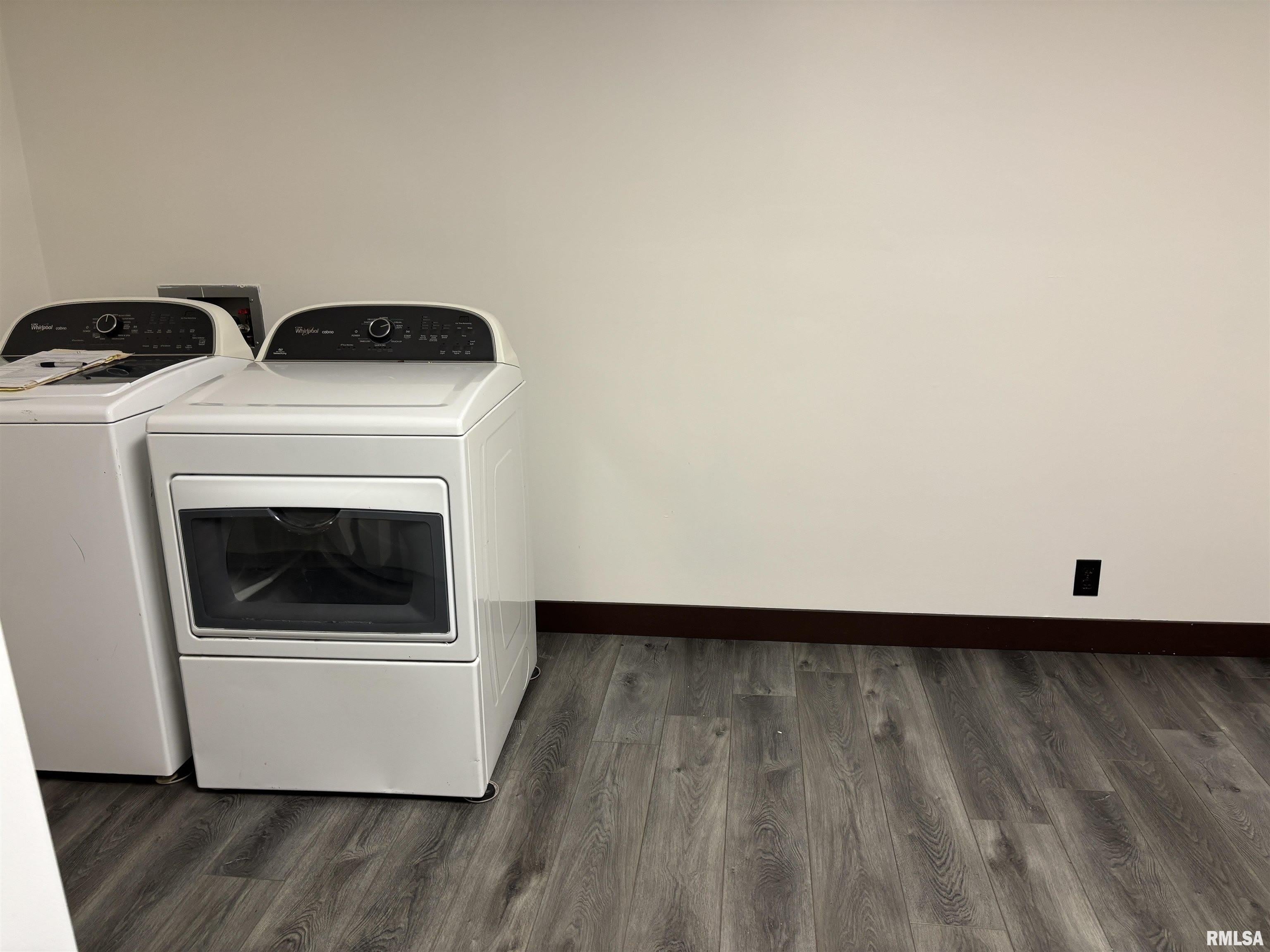 305 W Vine Street – photo 3