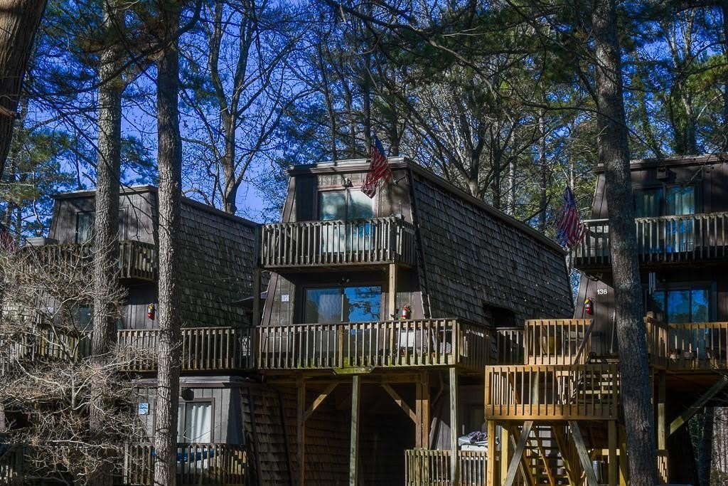 3200 Rim Cove Drive – photo 1