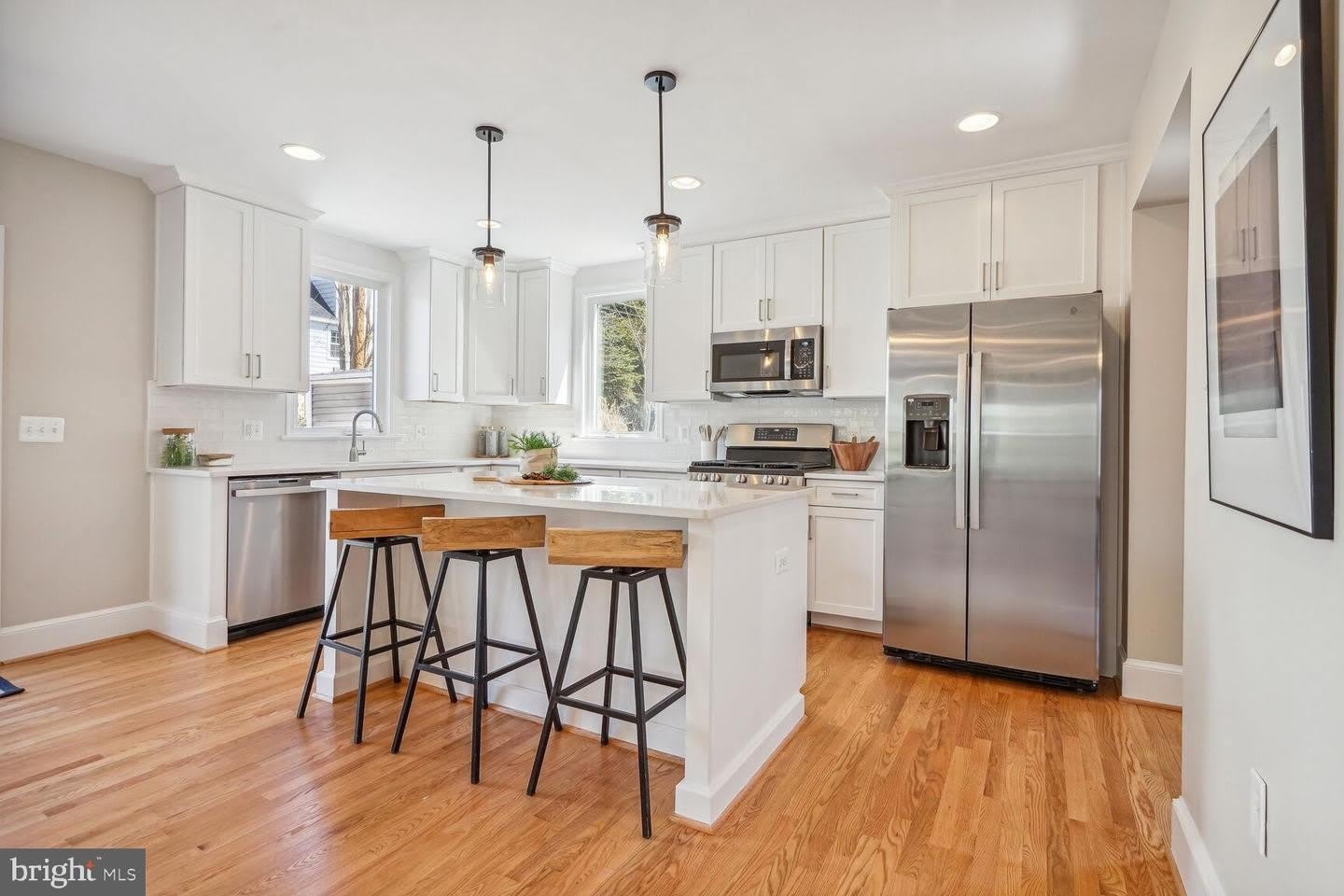 6229 27TH ST N – photo 2