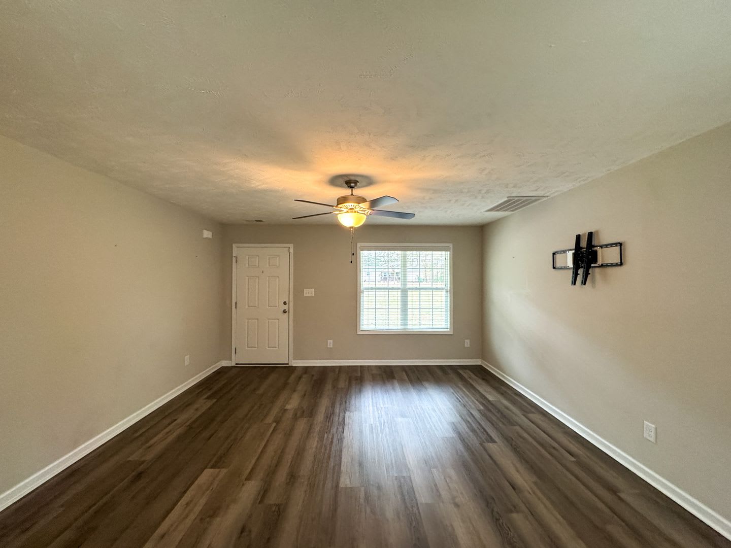 Well-Maintenance 4 Bed 2.5 Bath Hoke County Home – photo 3