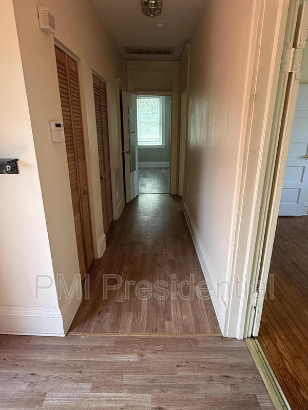 2804 East Leigh Street – photo 4