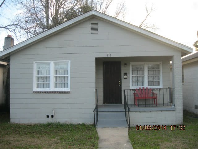 House on West 46th – photo 2