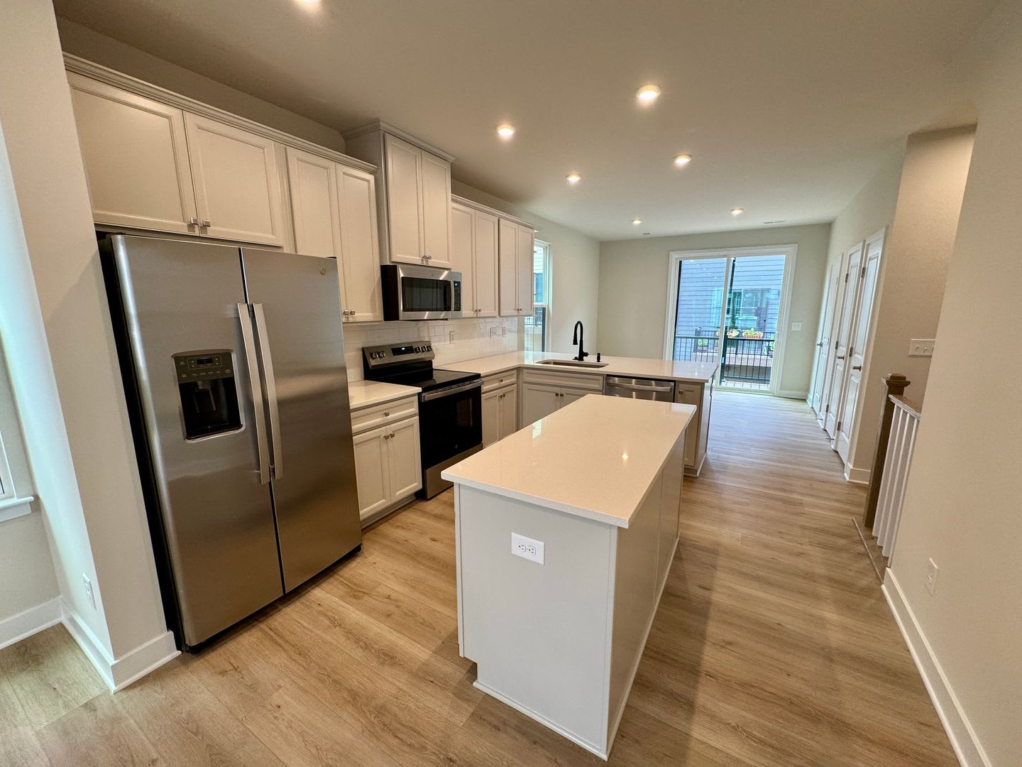 ***50% off First Full Month of Rent***. Southend, 2BR/2.5BA Townhouse – photo 5