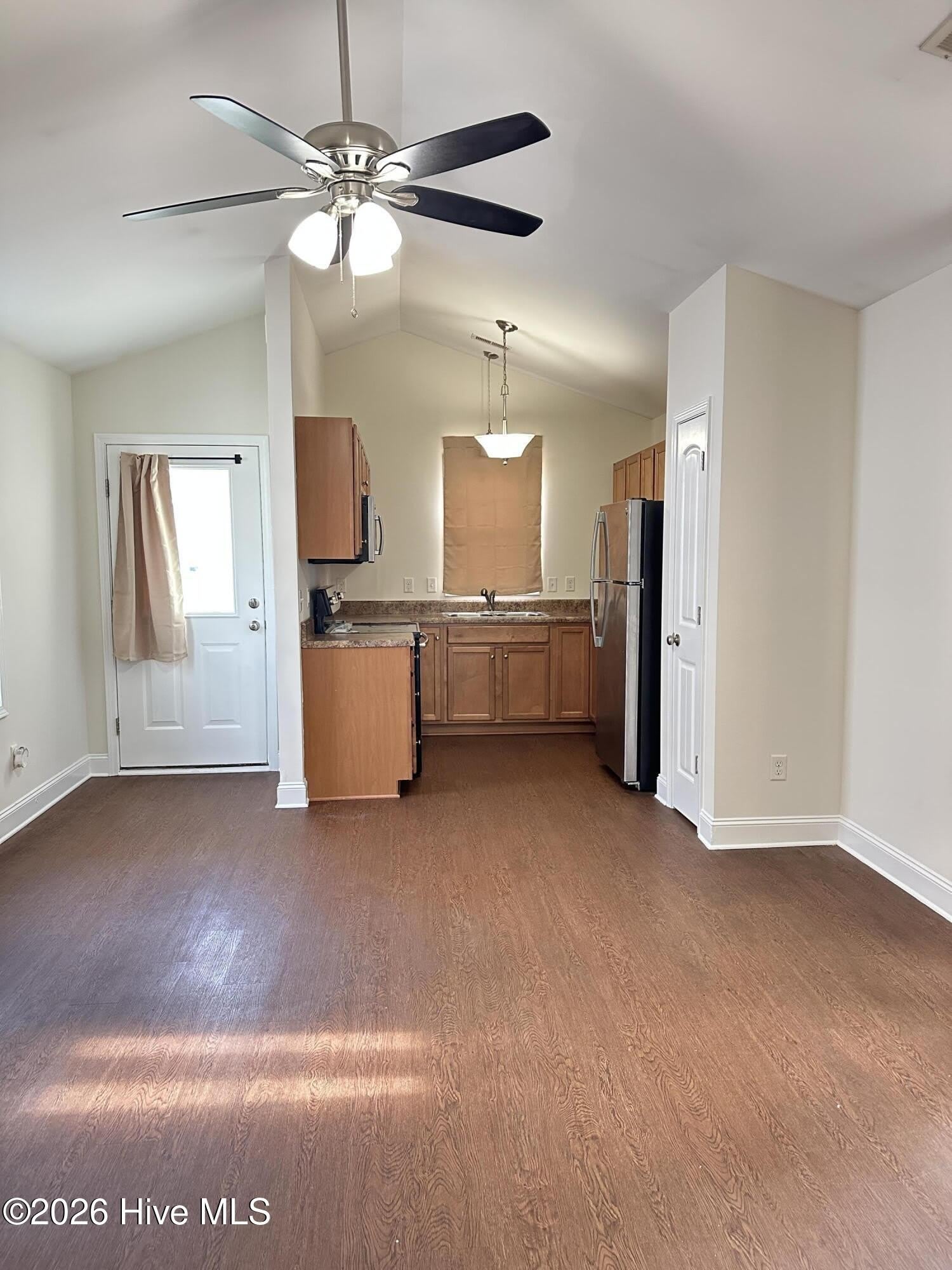 724 Kidder Street – photo 3