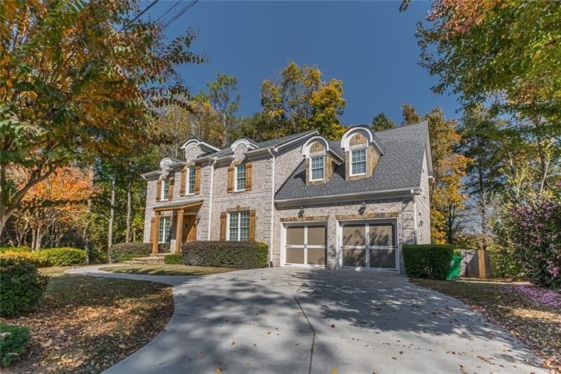 1106 DEVINE Circle NE – photo 5