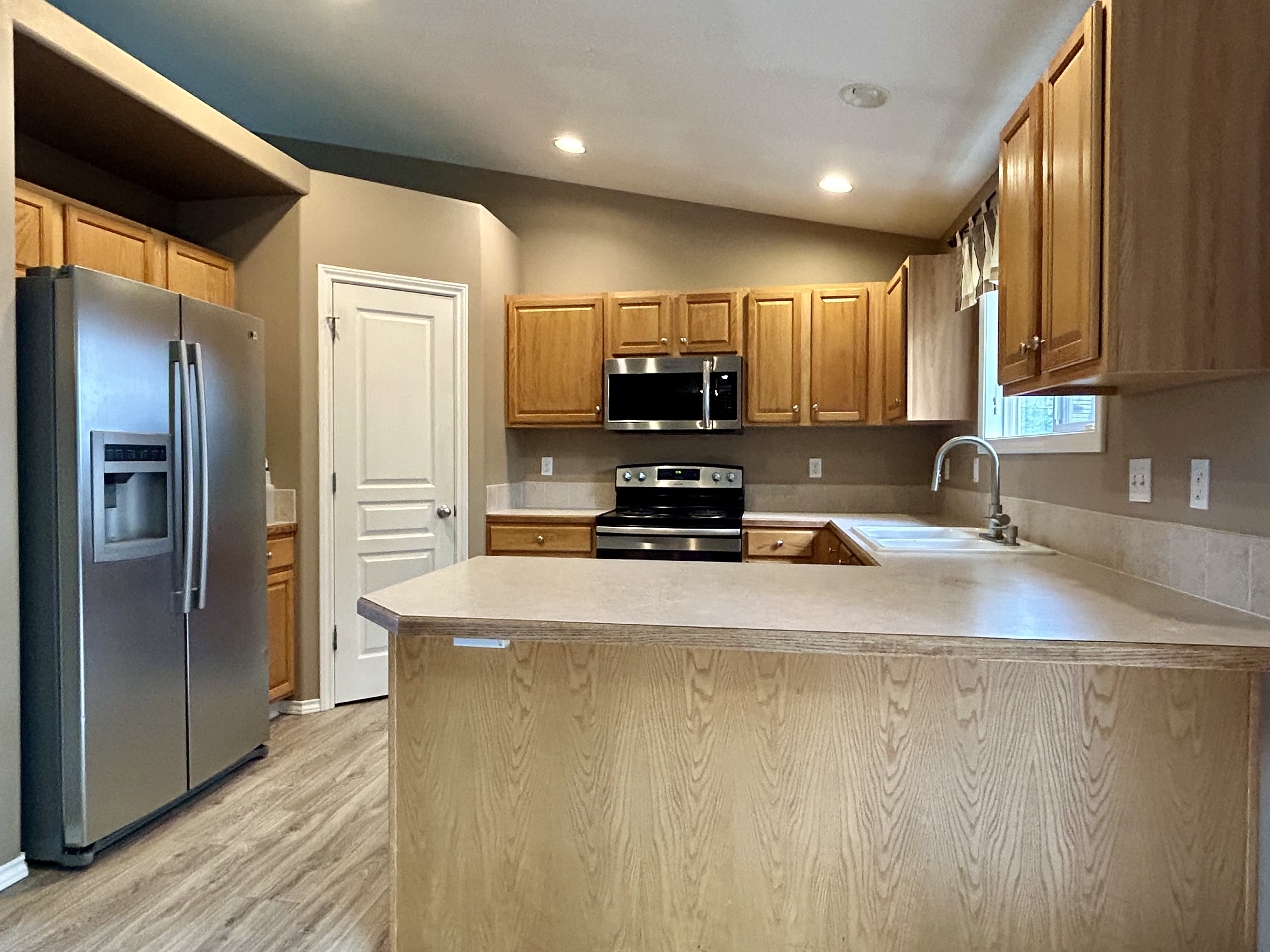 3125 E Beamer Ct – photo 3