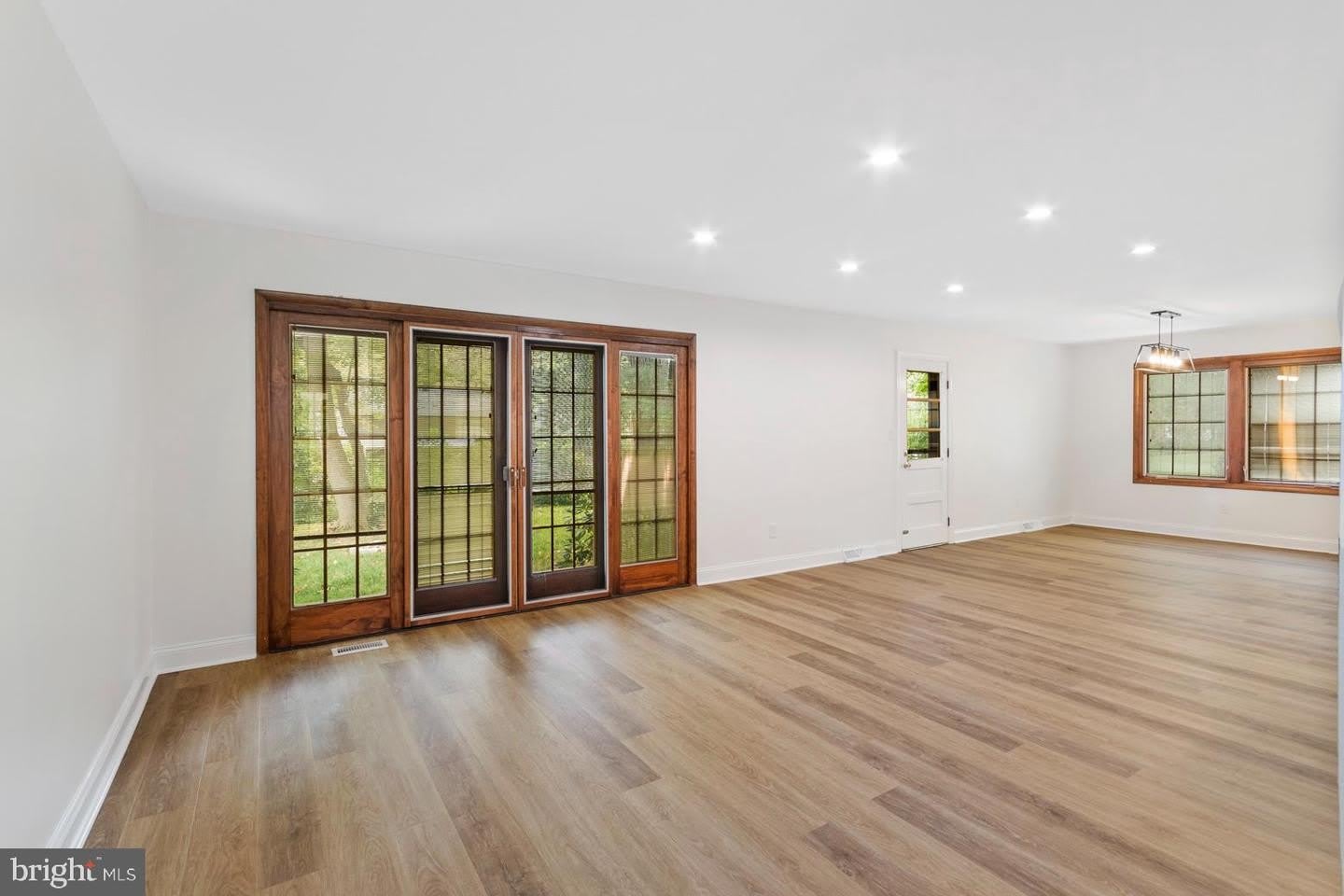 2106 LARGO RD – photo 5