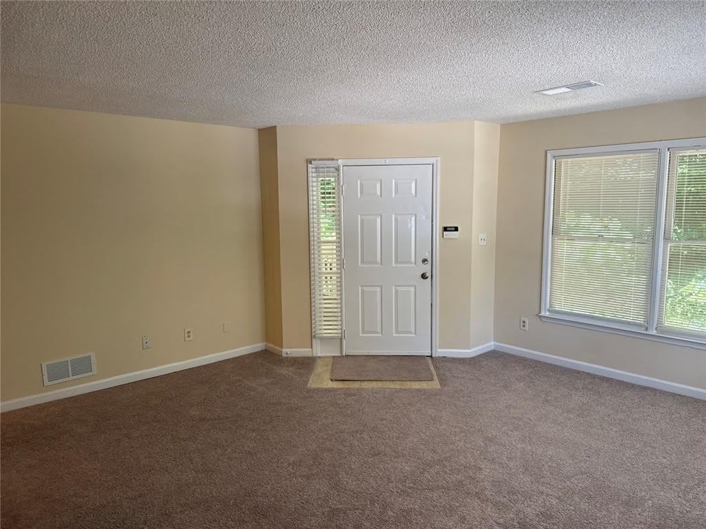 1600 Oakpointe Drive SW – photo 3