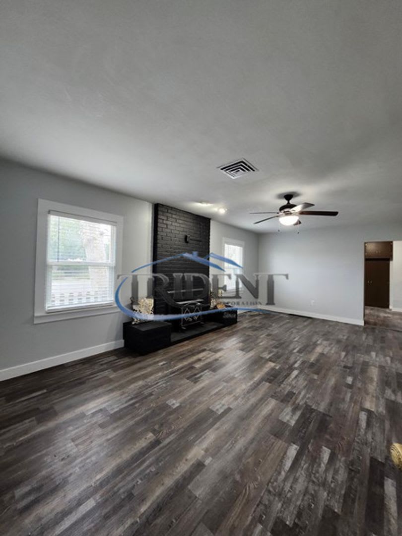 3 bedroom, 2 bath house – photo 4