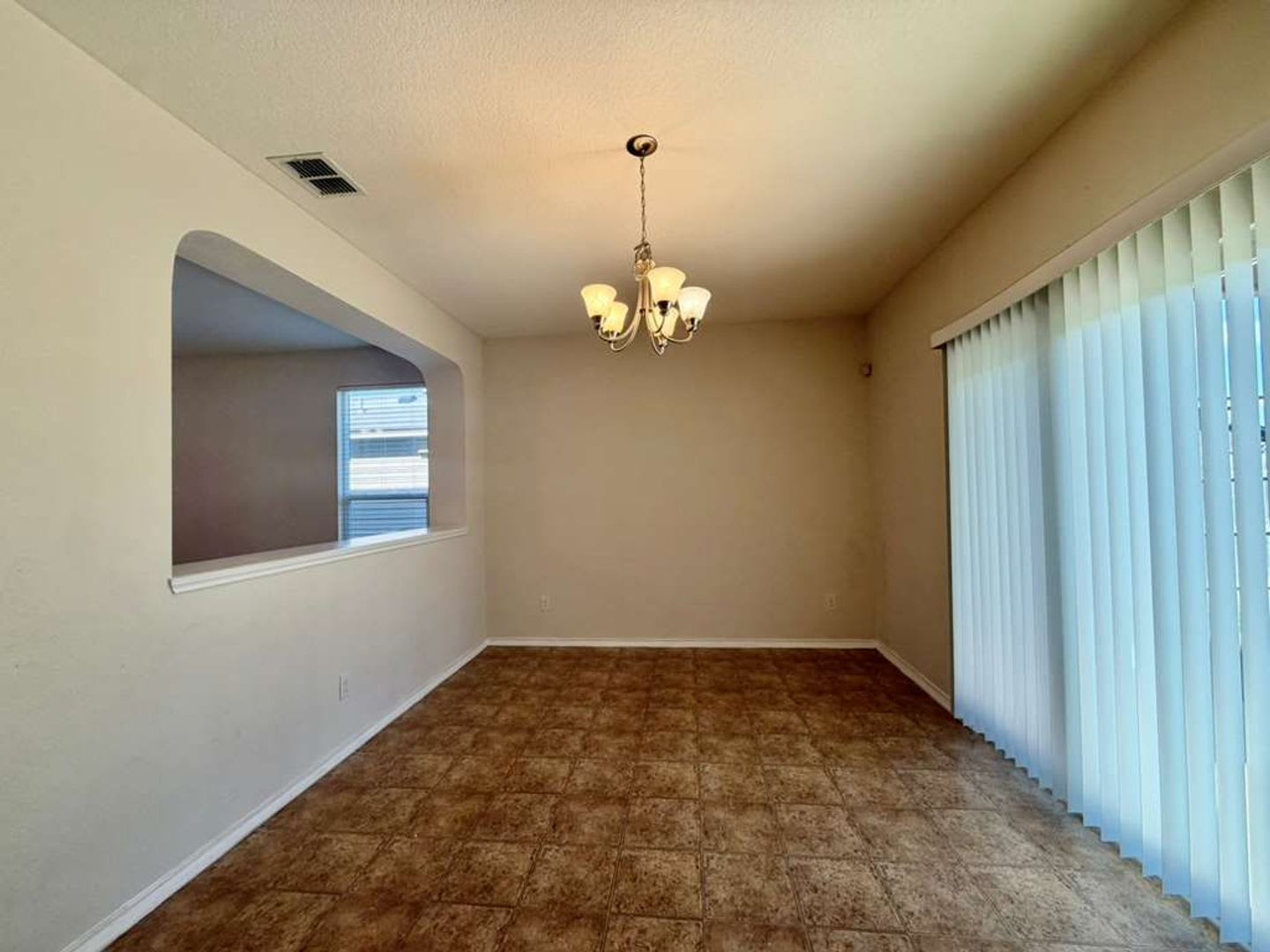 Charming Rental Opportunity in Desirable San Antonio! – photo 5