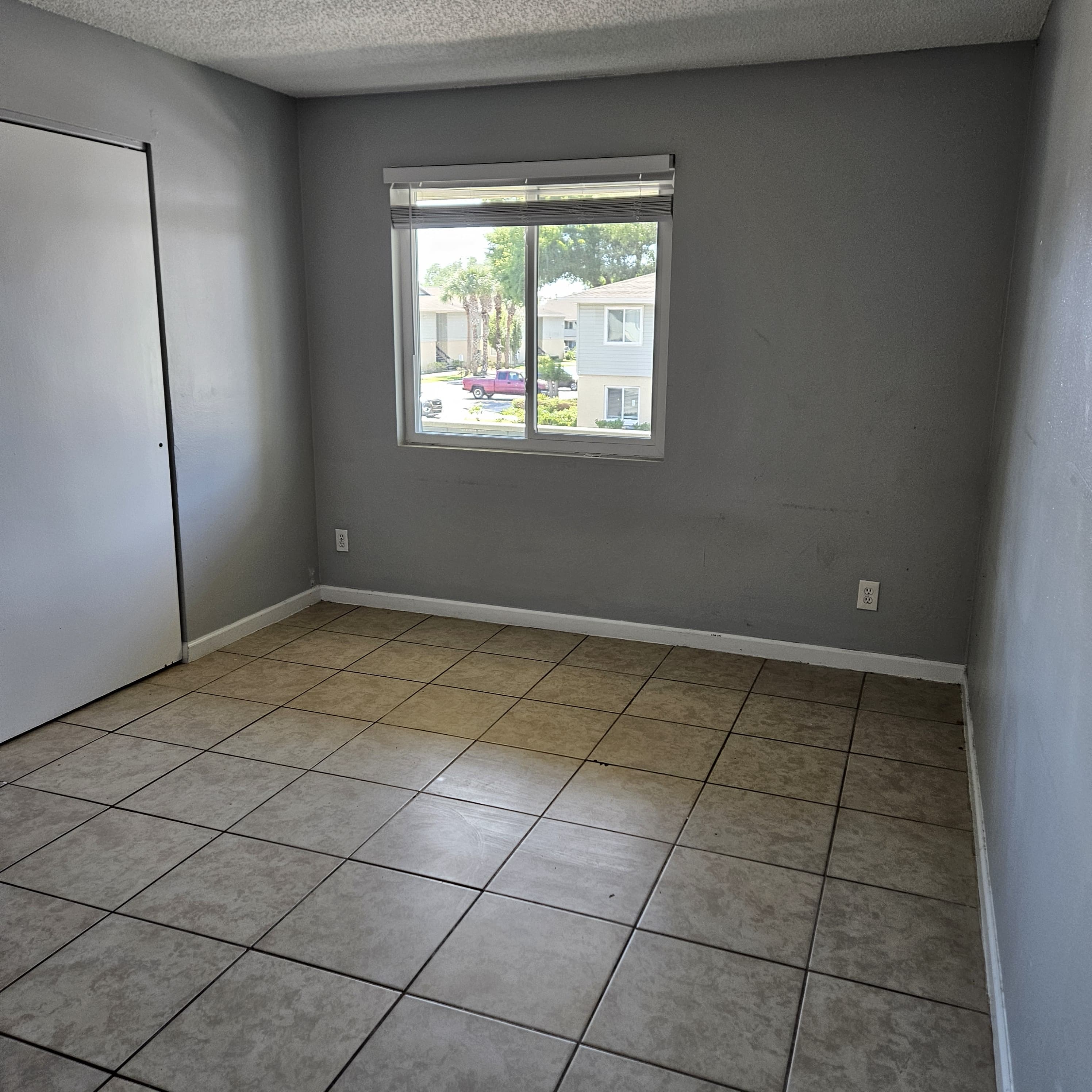 205 Berry Tree Pl
Brandon, FL 33510-4353-1 – photo 3