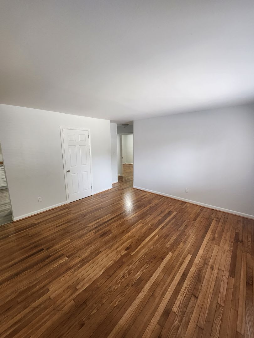 Chapel Hill/2BR Brookside Condo – photo 2