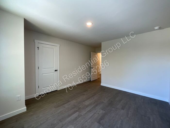 128 18th Pl Street Northwest – photo 2