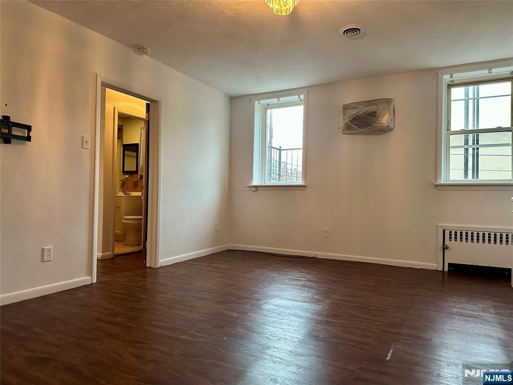 530 Valley Brook Avenue – photo 2