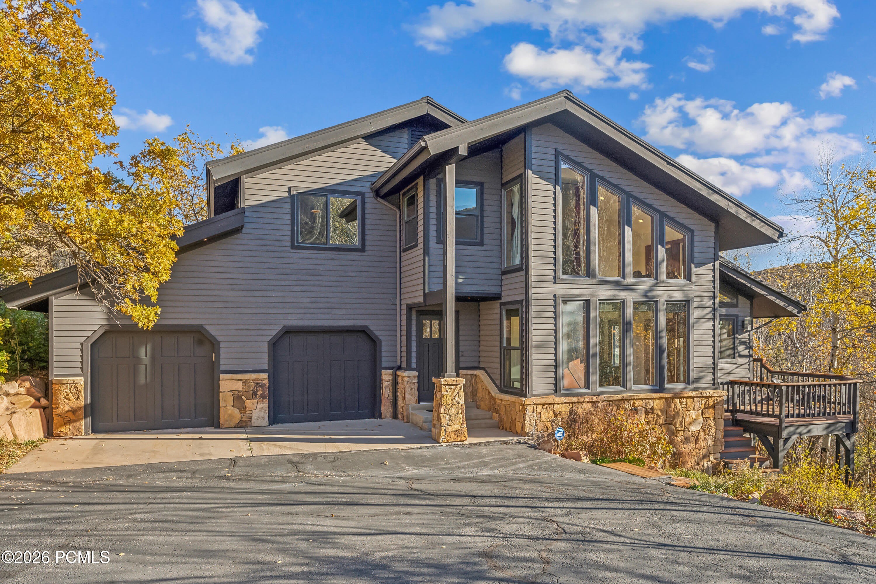 7240 Buckboard Drive – photo 1