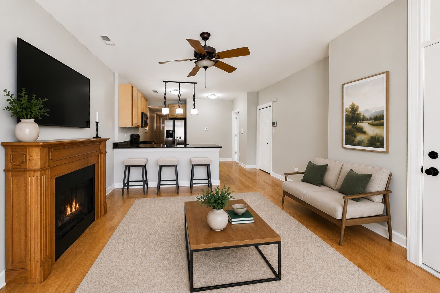 2455 W Arthington Street – photo 3