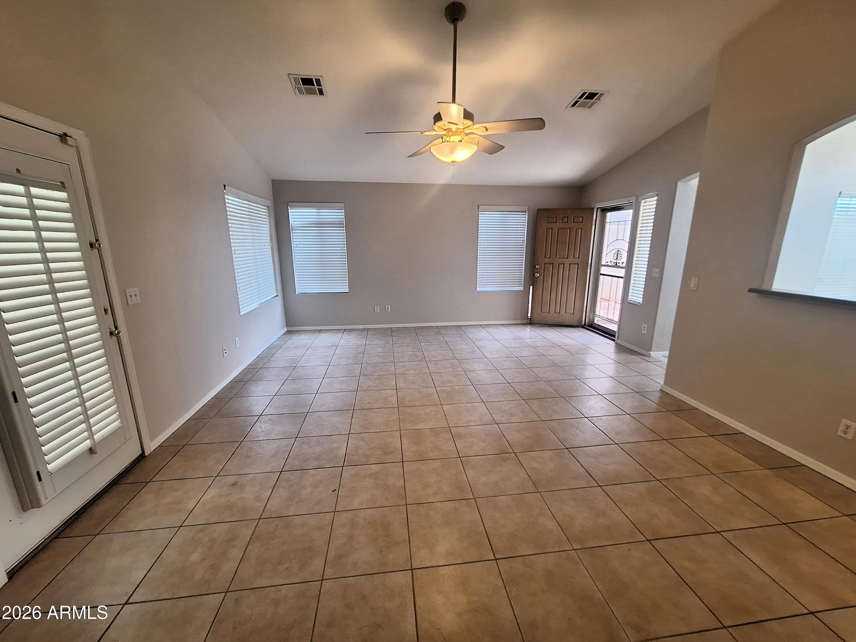 6728 E MELROSE Street – photo 5