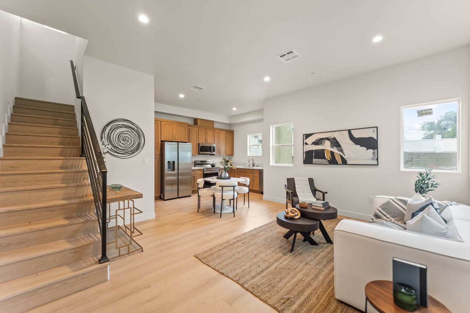 19025 Bassett Street – photo 4