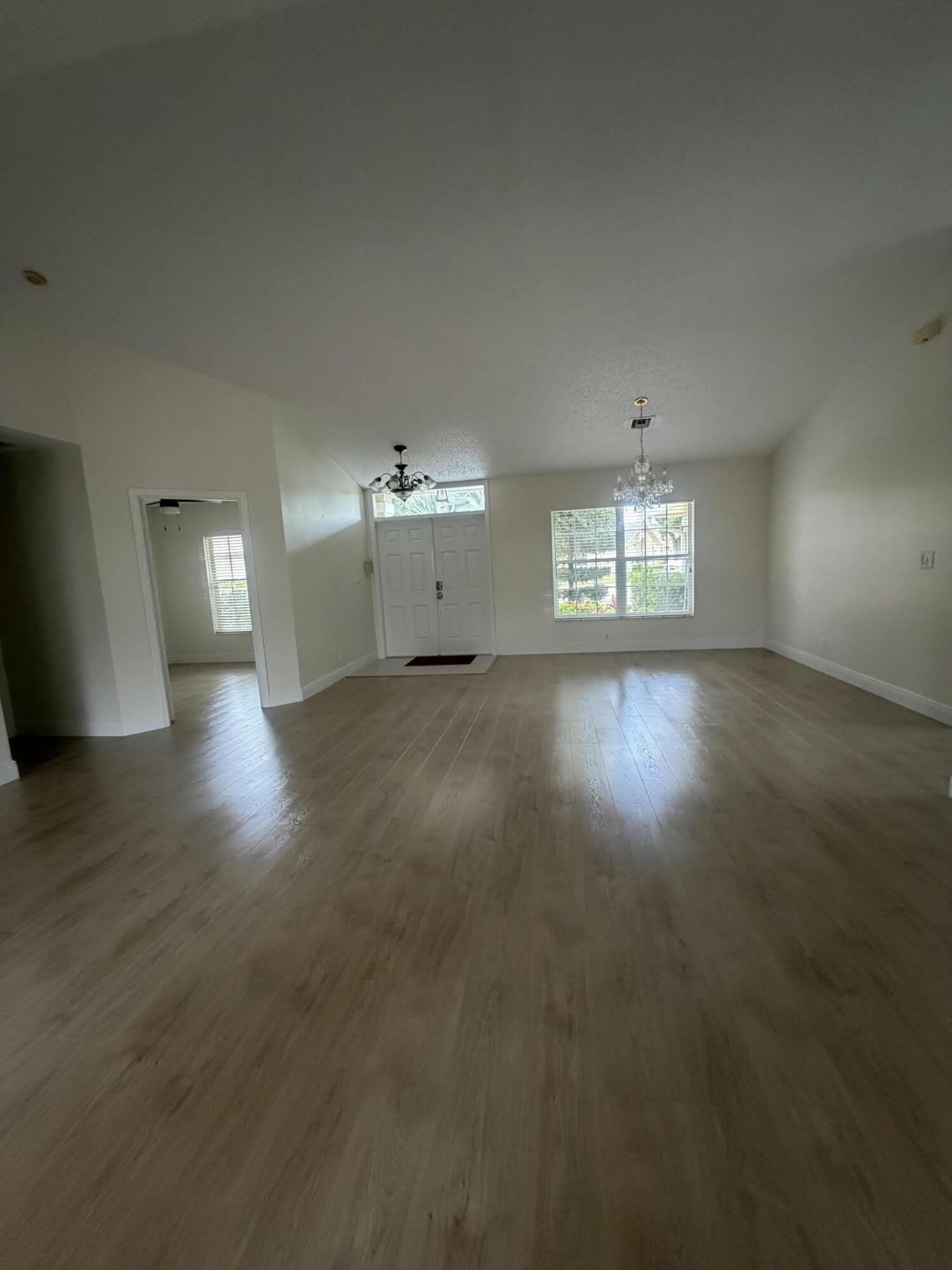 1401 Hideaway Bend – photo 4