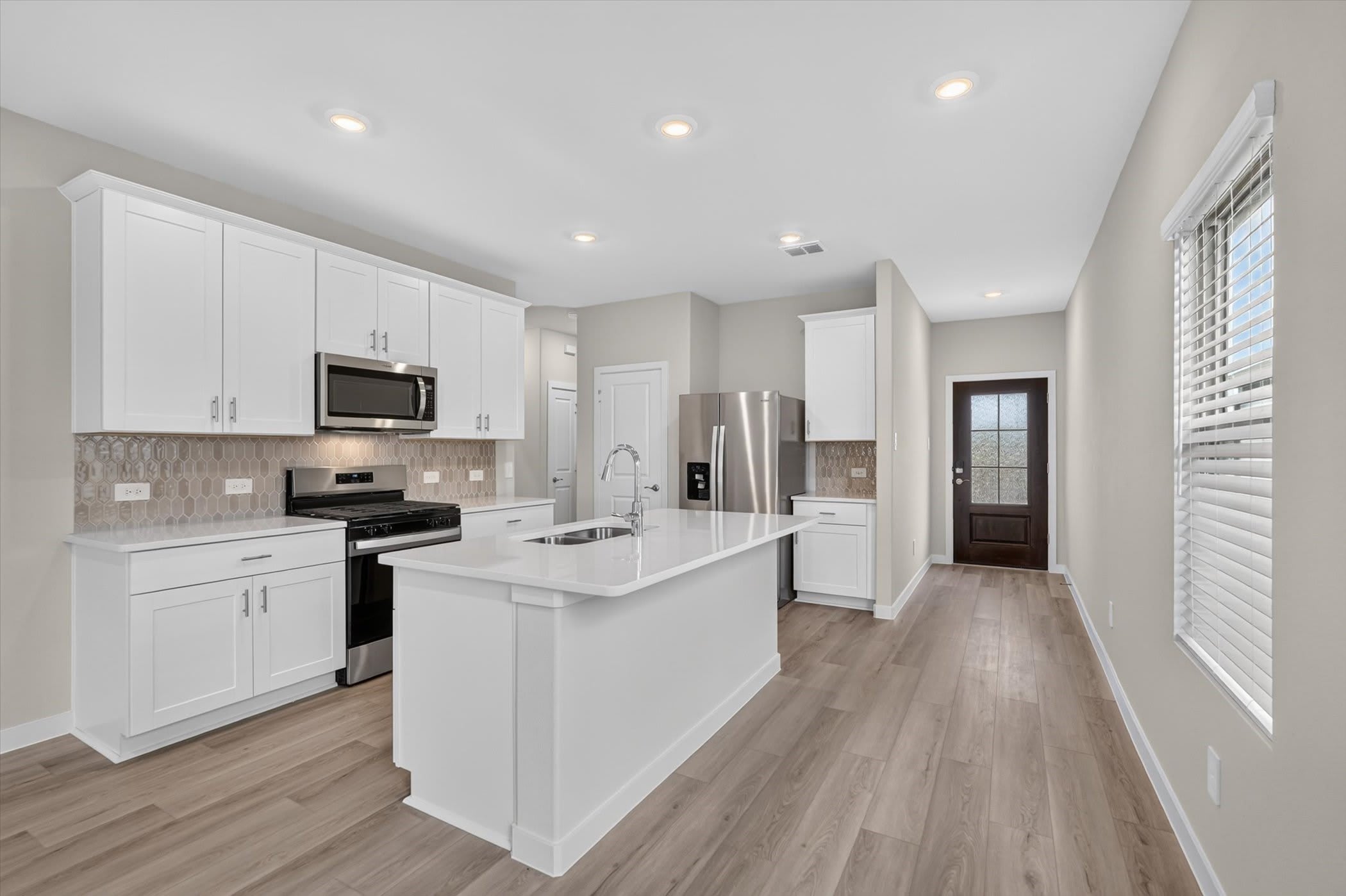 3048 Belton Drive – photo 4