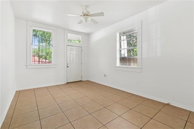 8007 GREEN Street – photo 3