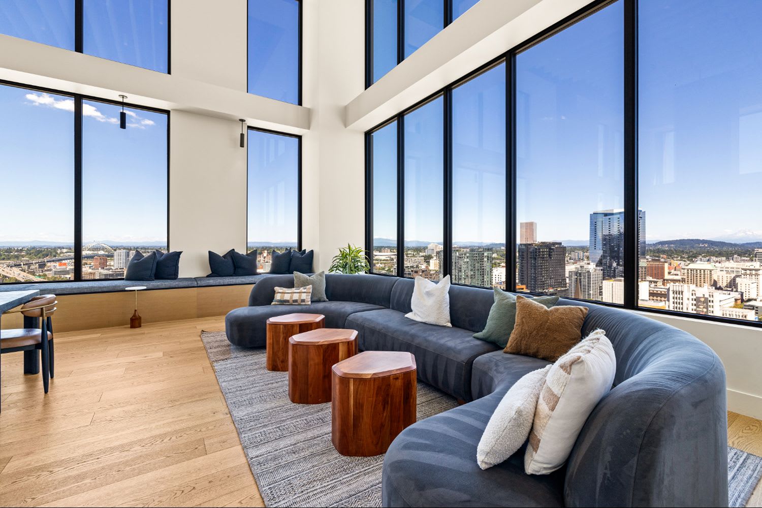 Byline Apartments – photo 3
