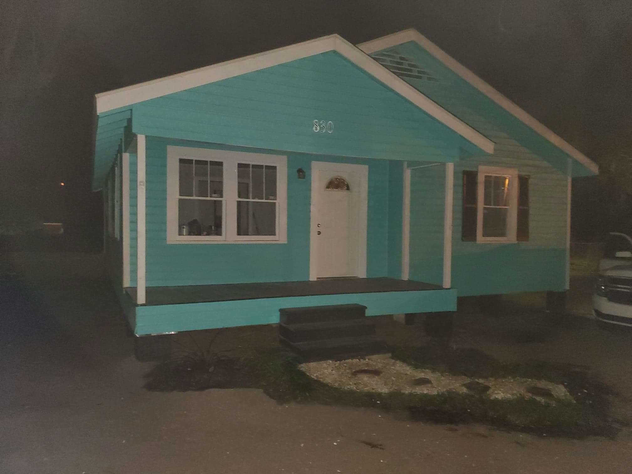 830 24th Street – photo 1