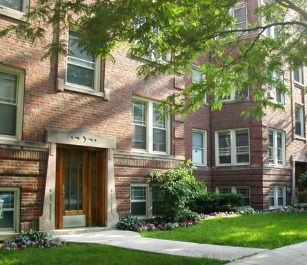6150 N. Greenview Ave – photo 4