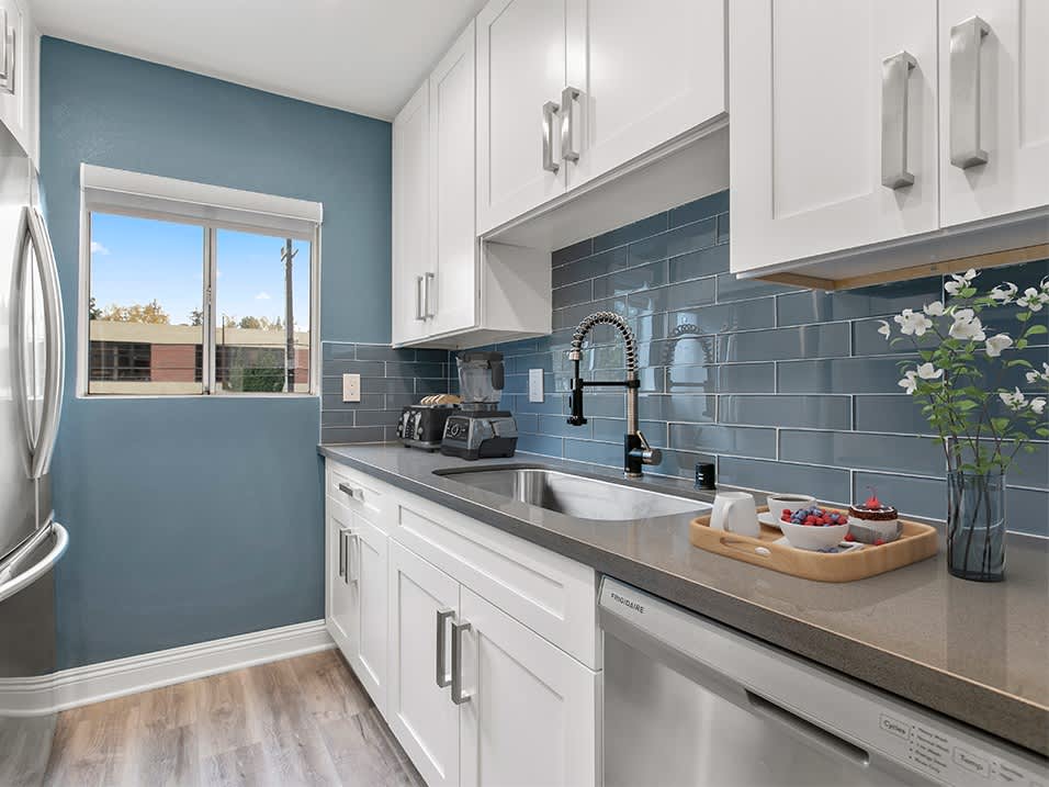 Catalina Apartments – photo 3
