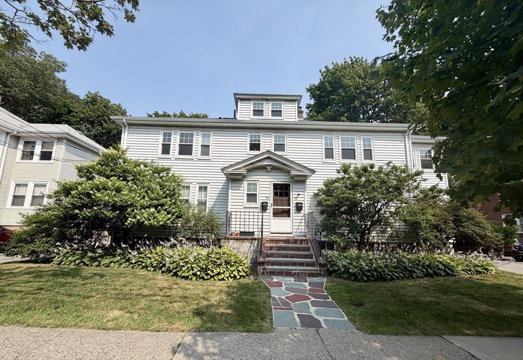 54 Noble Street – photo 1