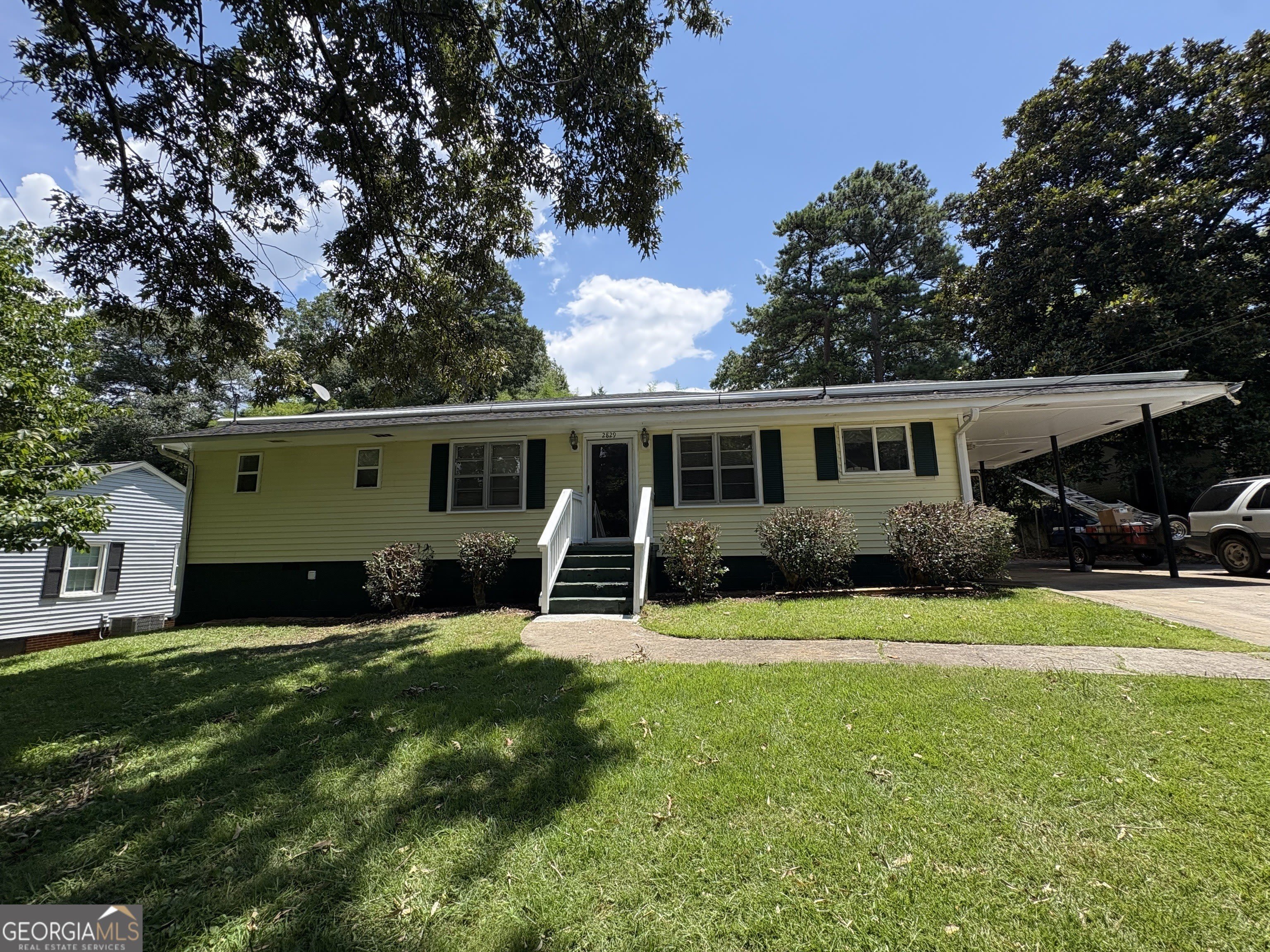 2829 Maple Road Se – photo 1