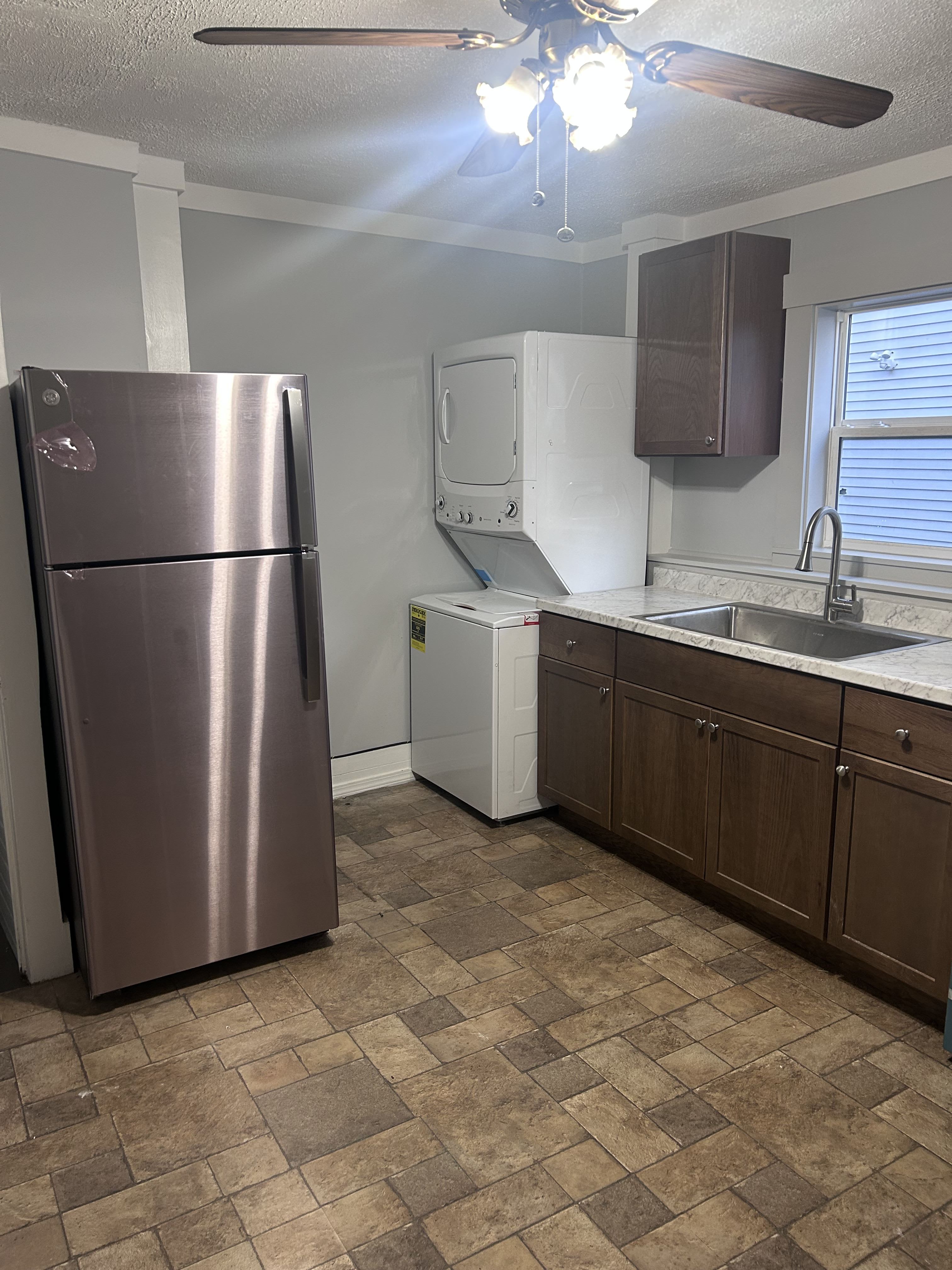 50 Chestnut St – photo 4