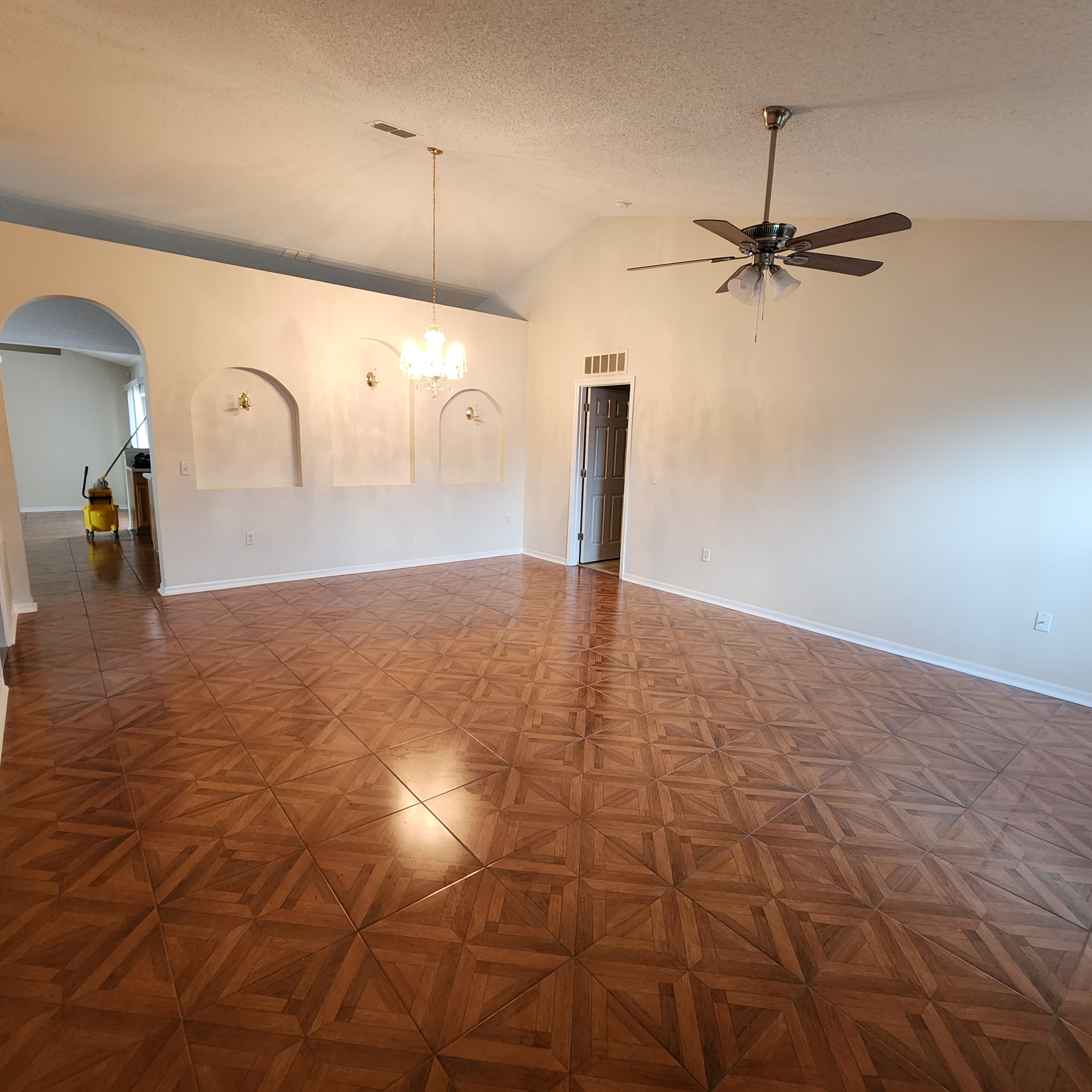6288 Swan Ln – photo 2