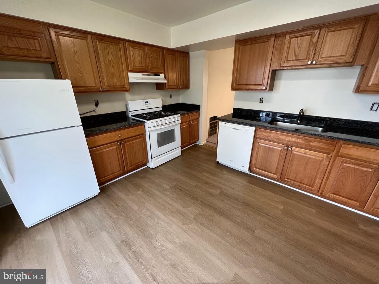 7520 INDIAN HILLS – photo 2