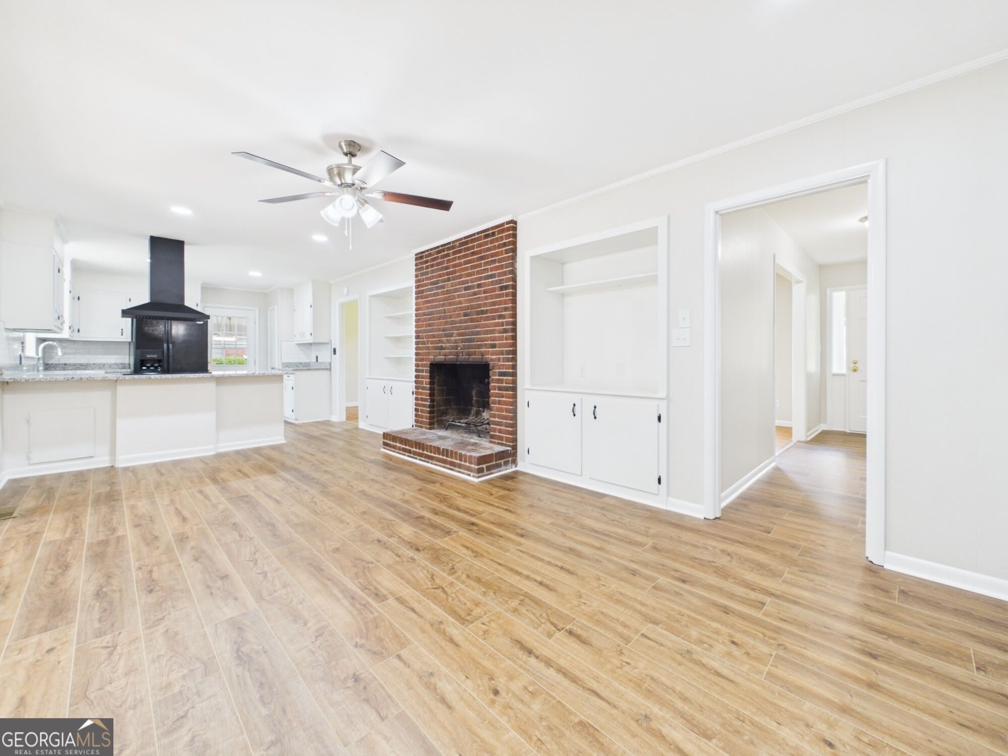 1881 Tanglewood Road – photo 5