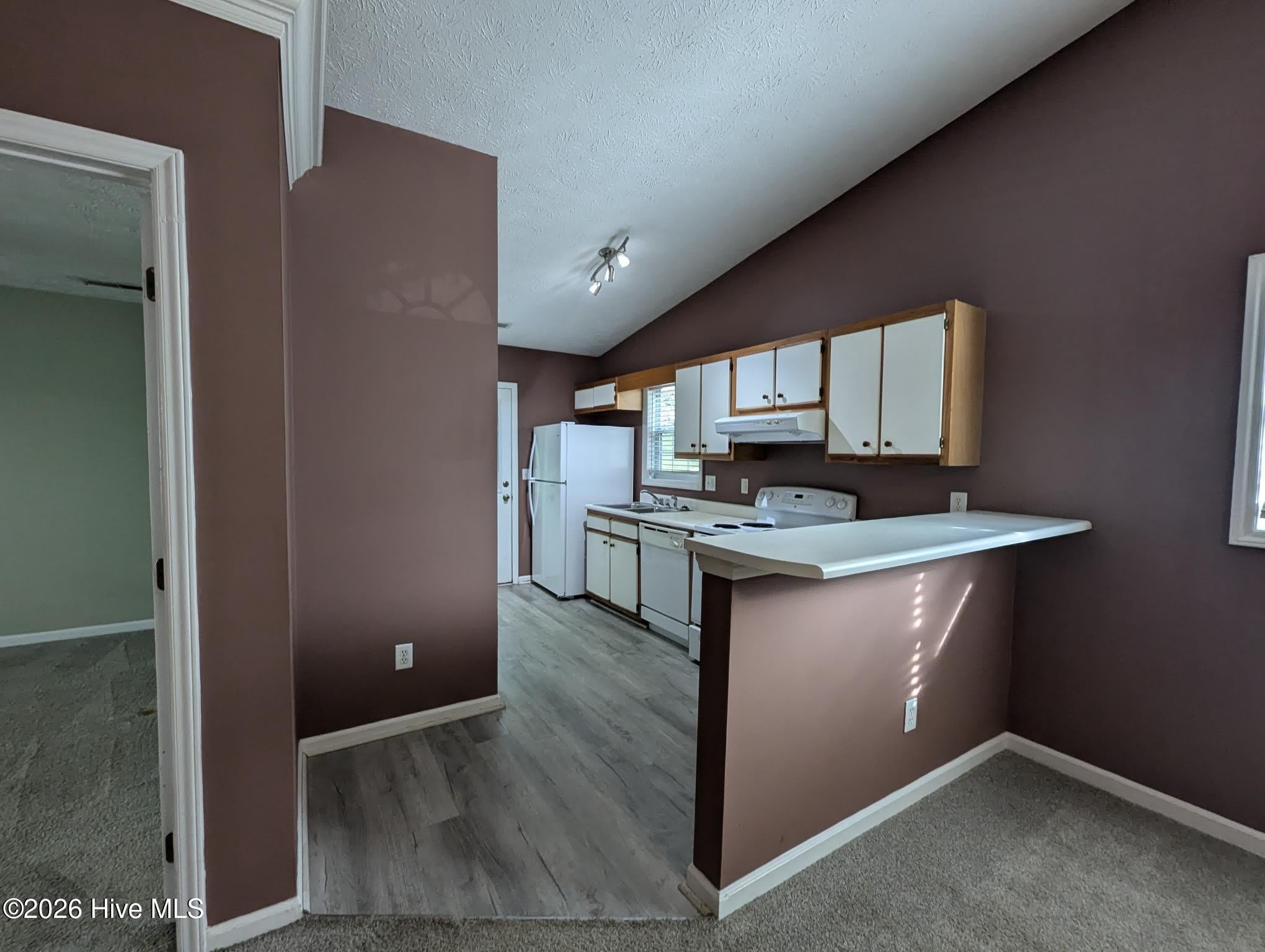705 Varsity Drive – photo 3