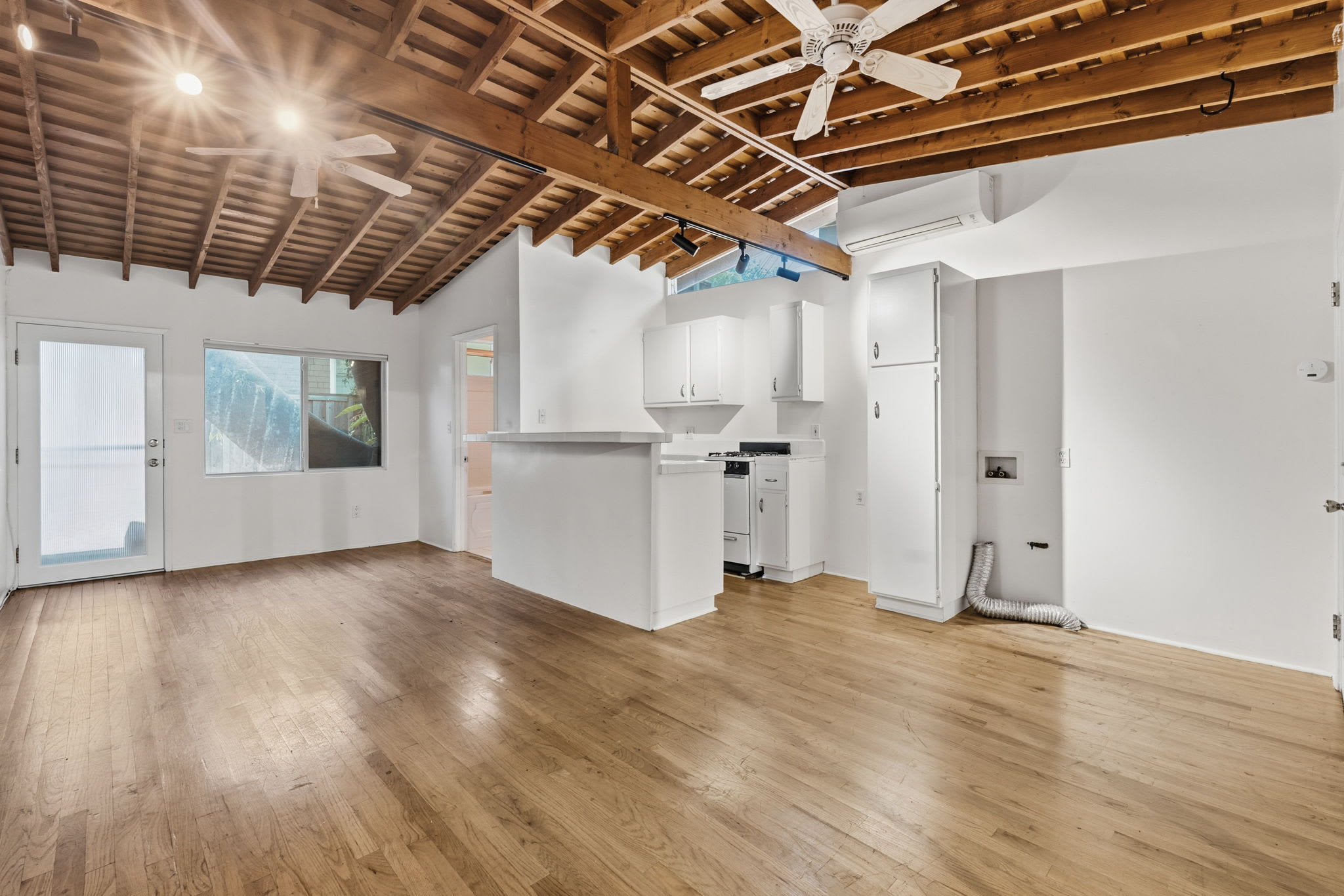 7618 Norton Avenue 2 – photo 1