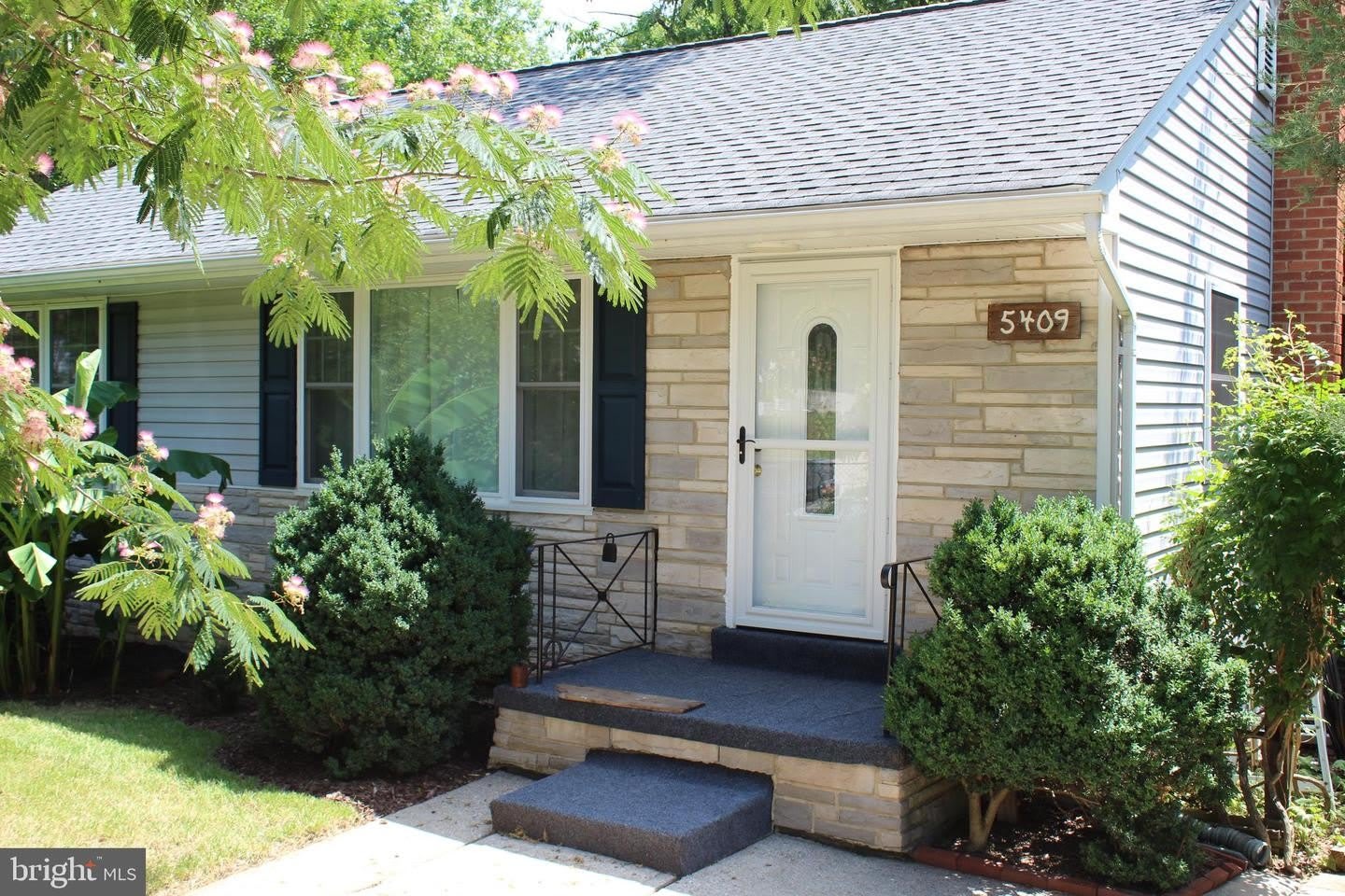 5409 75TH AVE – photo 1