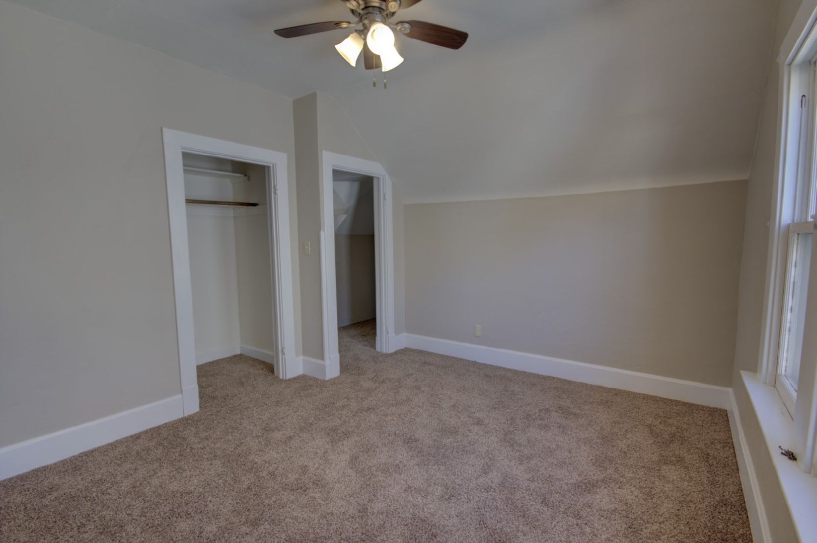3 bedroom home – photo 3