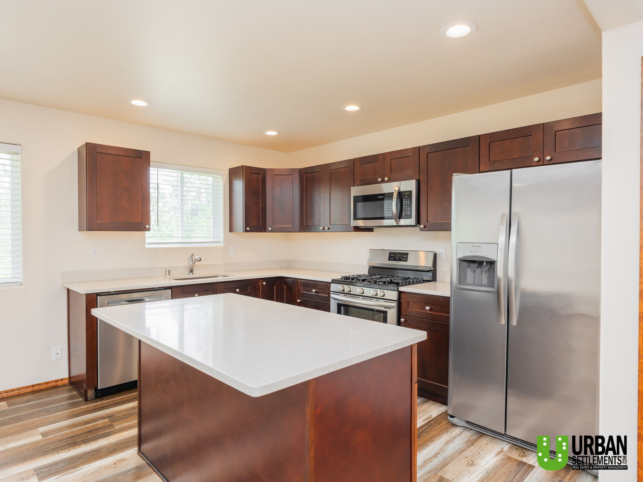 5519 E 14th Ave – photo 2