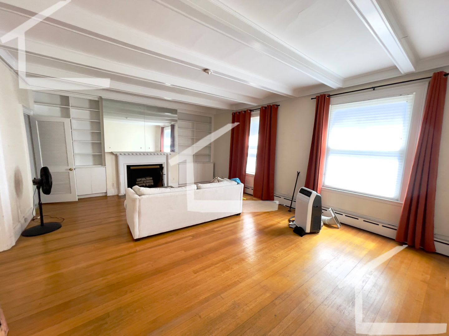 Huge 3 Bed In Brookline – photo 3