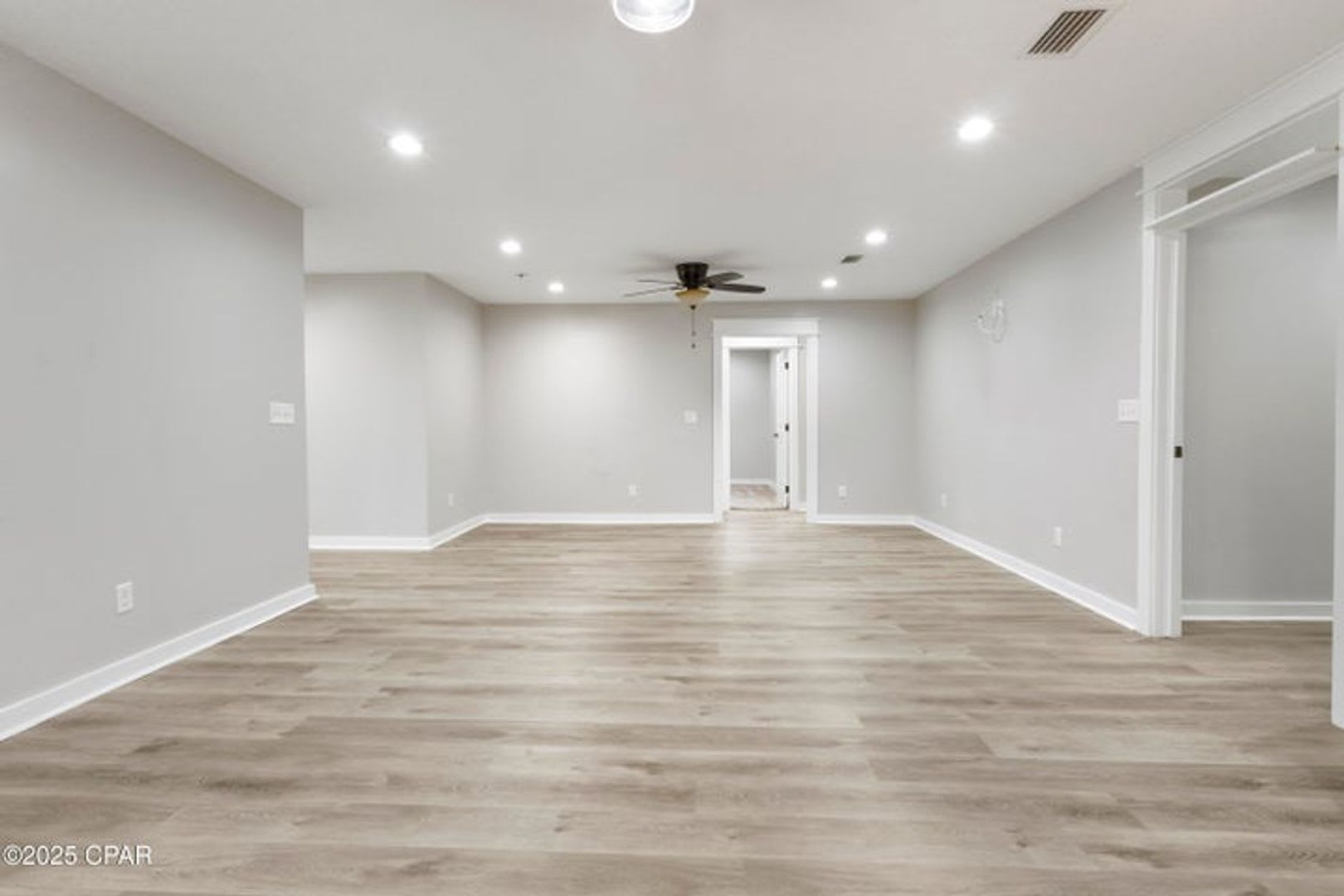 248 Sukoshi Drive – photo 4