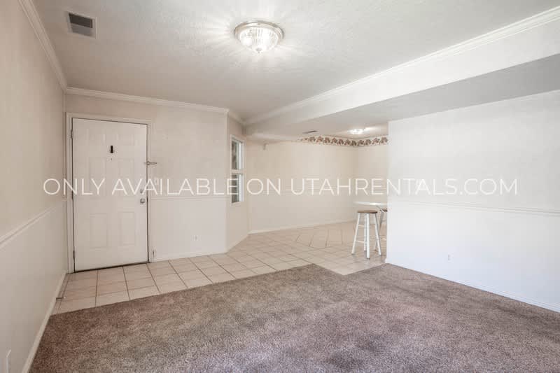 1214 W 1380 N – photo 5